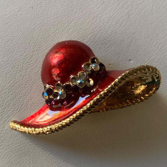Red Hat enamel brooch pin pendant - Picture 2 of 11